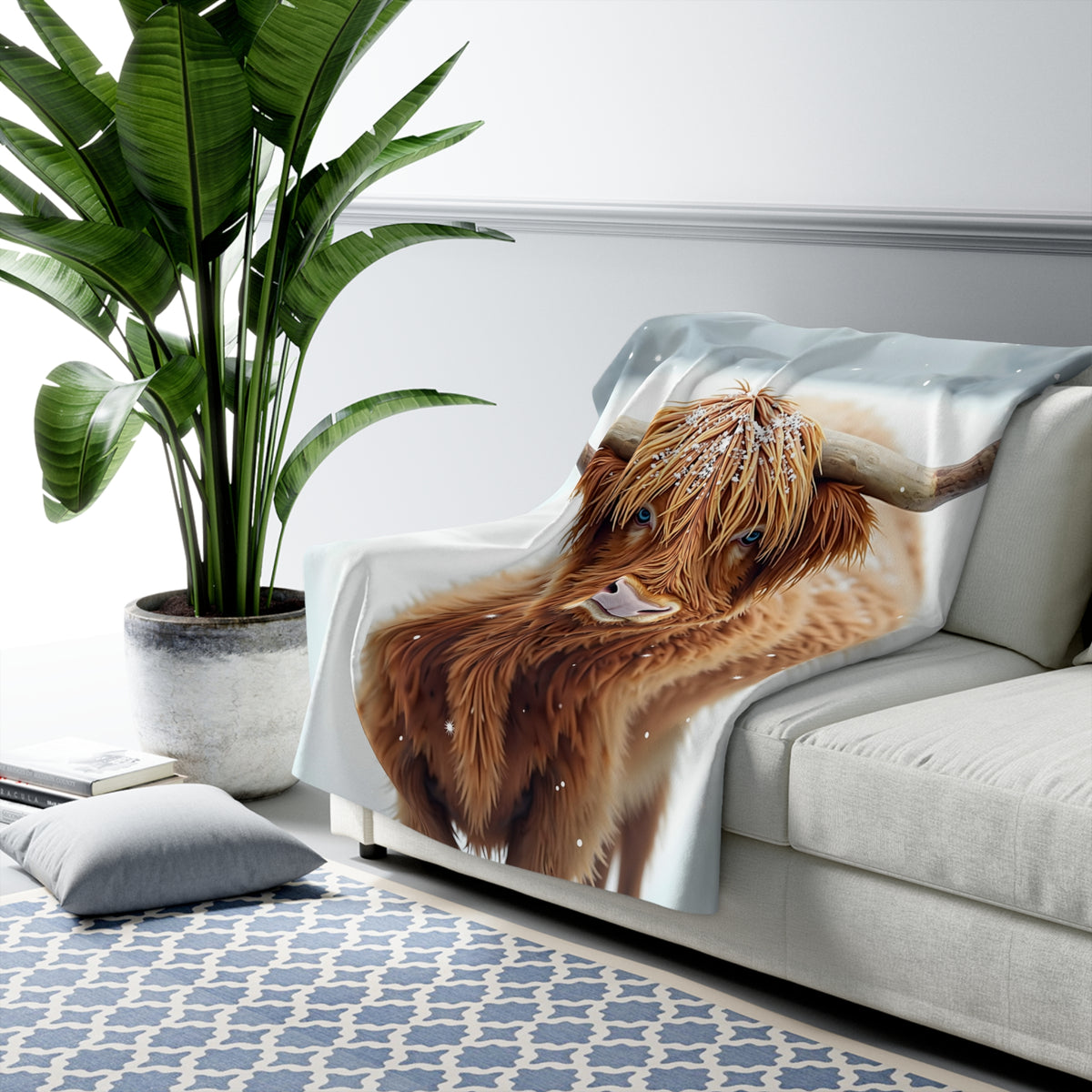 Highland Cow Winter Sherpa Throw Blanket - Shaggy Cow in Falling Snow