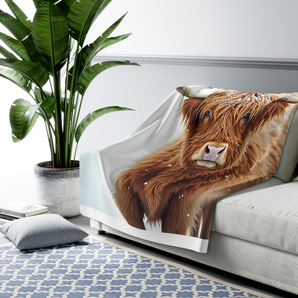 Highland Cow Winter Sherpa Throw Blanket - Shaggy Cow in Falling Snow