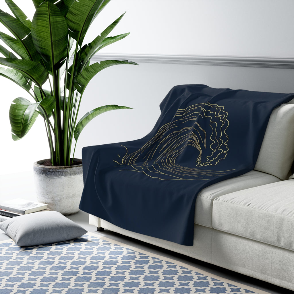Gold Wave Line Art Sherpa Throw Blanket - Minimalist Ocean Wave on Navy, Coastal Modern Decor Gift